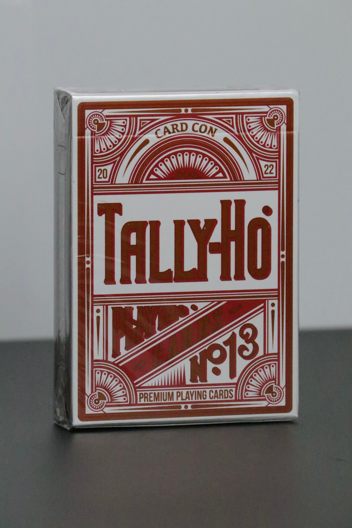 Card Con Tally Ho Kings Wild White